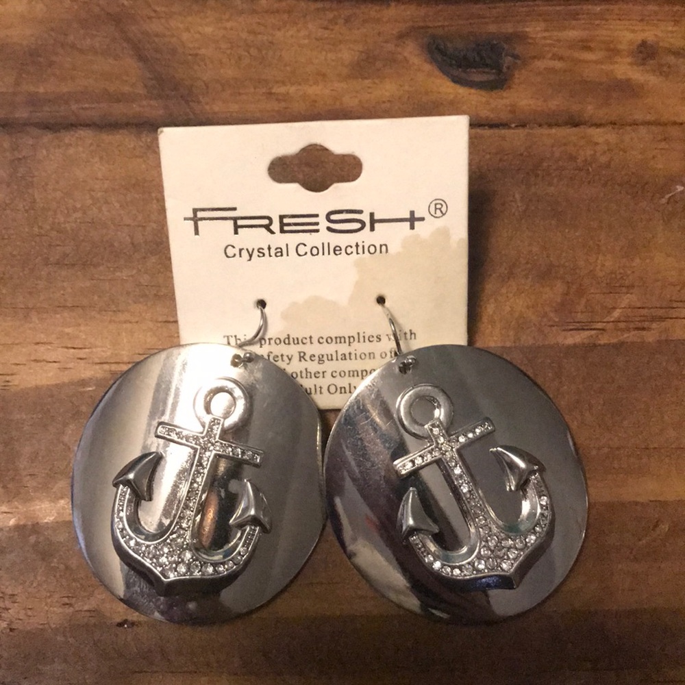 Anchor earrings